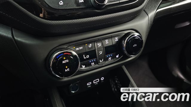 ChevroletGMDaewoo Trailblazer 2022 — photo 29