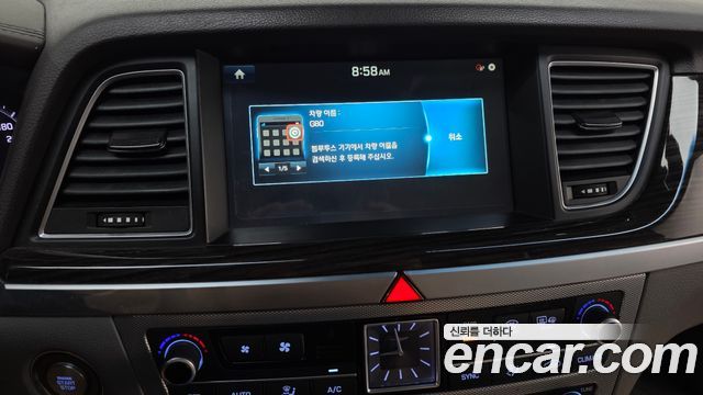 Genesis G80 2018 — photo 21