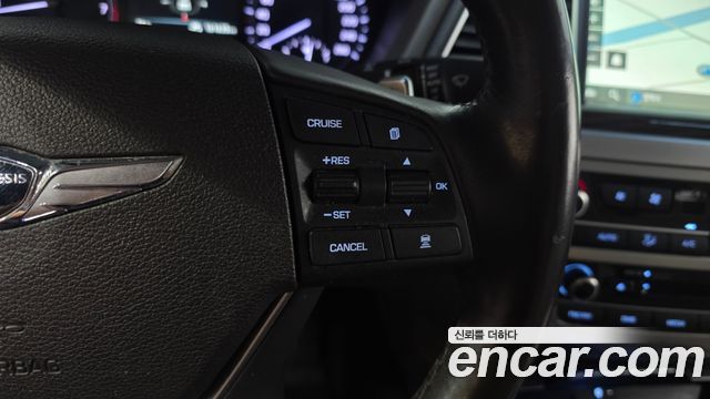 Genesis G80 2018 — photo 28