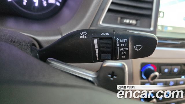 Genesis G80 2018 — photo 34