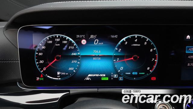 Mercedes-Benz AMG GT 2021 — photo 11