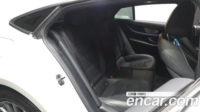 Mercedes-Benz AMG GT 2021 — photo 18