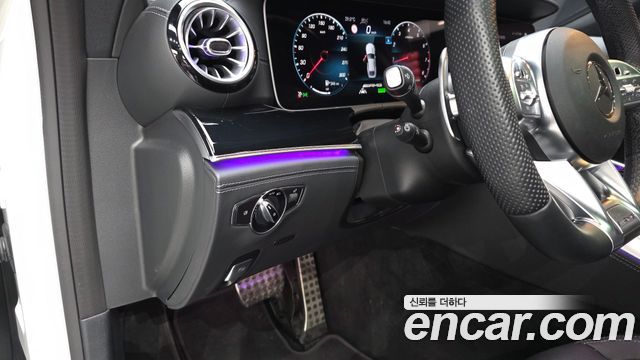 Mercedes-Benz AMG GT 2021 — photo 19