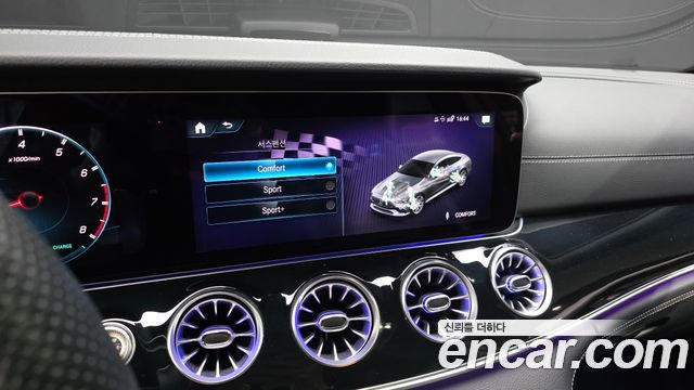 Mercedes-Benz AMG GT 2021 — photo 23