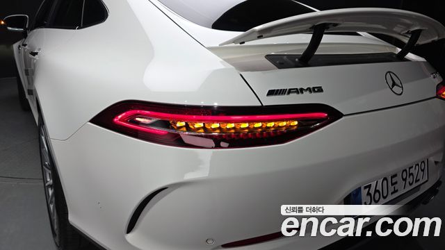 Mercedes-Benz AMG GT 2021 — photo 9