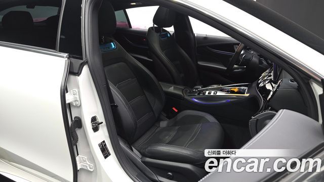 Mercedes-Benz AMG GT 2021 — photo 16