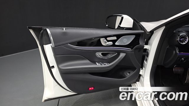 Mercedes-Benz AMG GT 2021 — photo 30