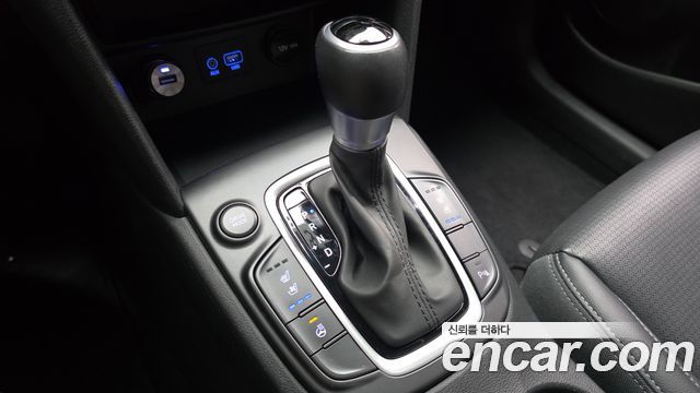 Hyundai Kona 2018 — photo 12