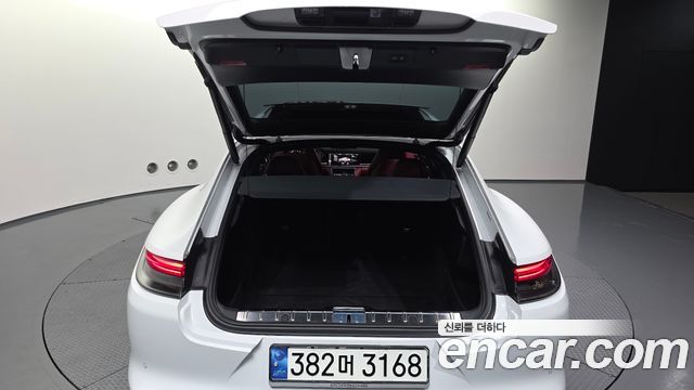 Porsche Panamera 2021 — photo 20