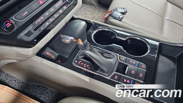 Kia Canival 2019 — photo 12