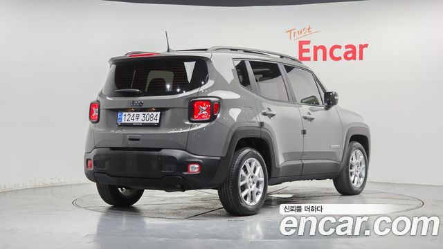 Jeep Renegade 2022 — photo 2