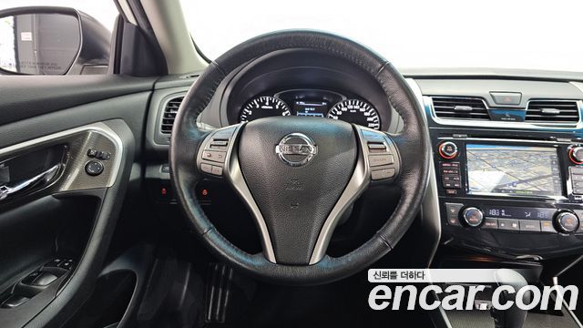 Nissan Altima 2014 — photo 12