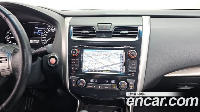 Nissan Altima 2014 — photo 13