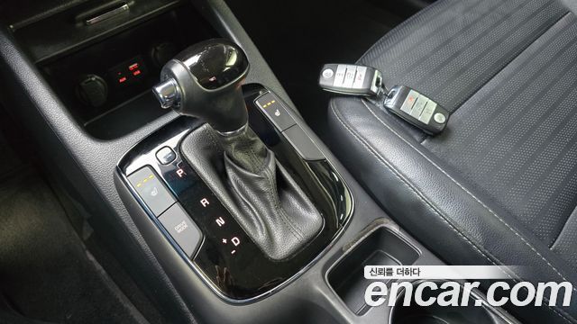 Kia K3 2017 — photo 9