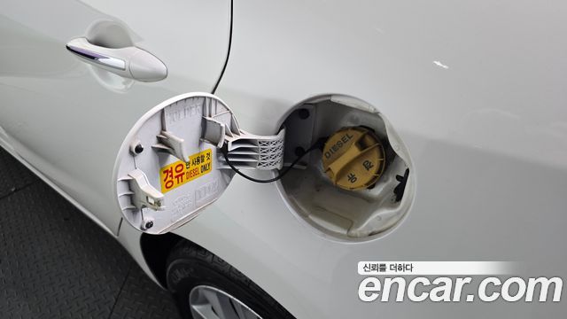 Kia K3 2017 — photo 12
