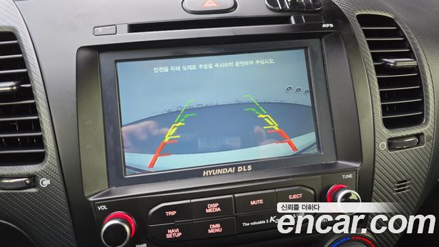 Kia K3 2017 — photo 15