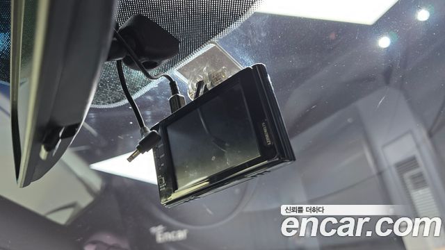 Kia K3 2017 — photo 16