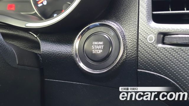Kia K3 2017 — photo 20