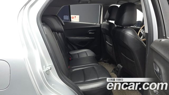 Chevrolet Korea Trax 2017 — photo 12