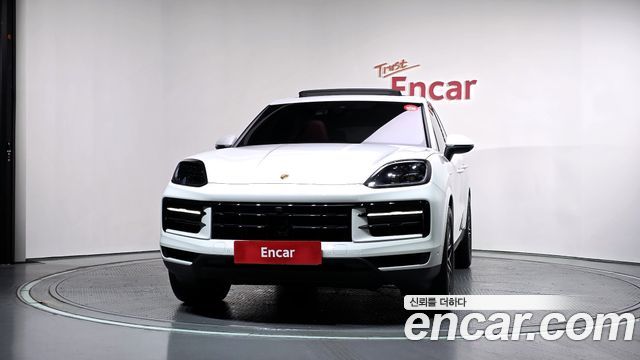 Porsche Cayenne 2024 — photo 3