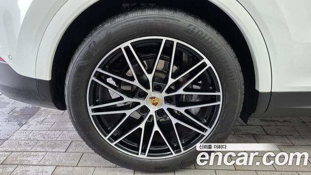 Porsche Cayenne 2024 — photo 5