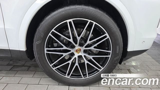 Porsche Cayenne 2024 — photo 7