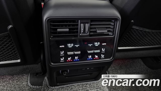 Porsche Cayenne 2024 — photo 32