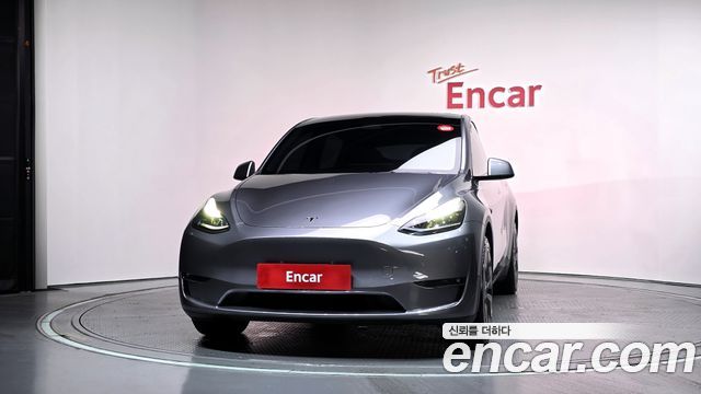 Tesla Model Y 2024 — photo 3
