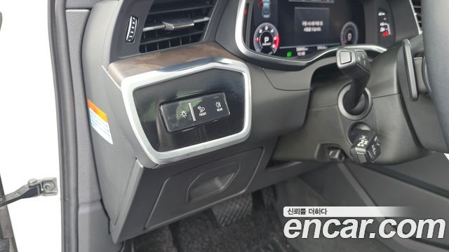 Audi A6 2020 — photo 23