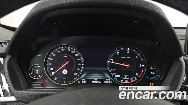 BMW Gran Turismo 2020 — photo 8