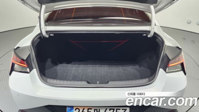 Hyundai AVANTE 2022 — photo 22