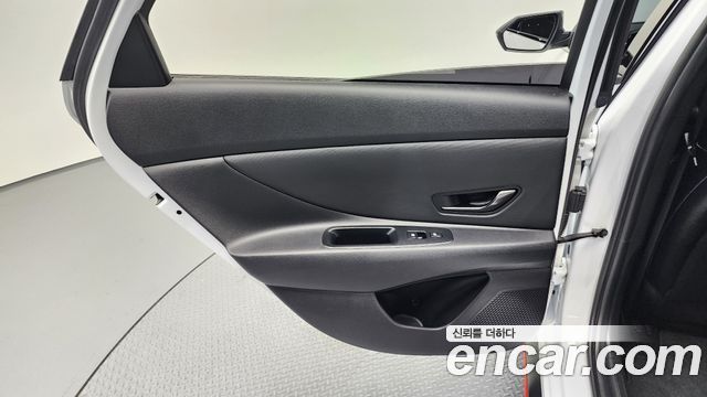 Hyundai AVANTE 2022 — photo 15