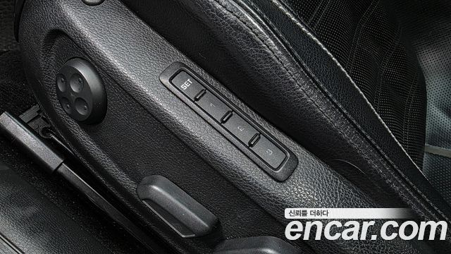 Volkswagen CC 2012 — photo 21