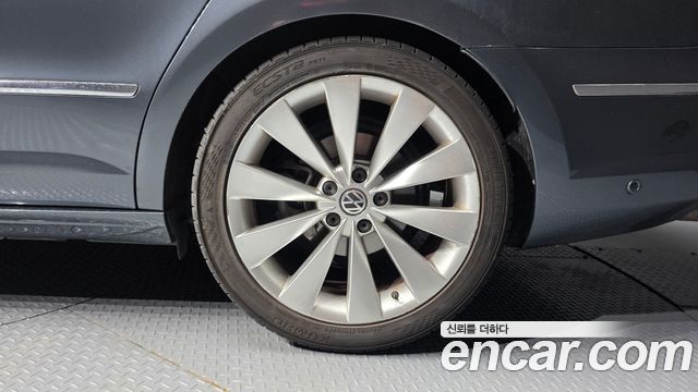 Volkswagen CC 2012 — photo 7
