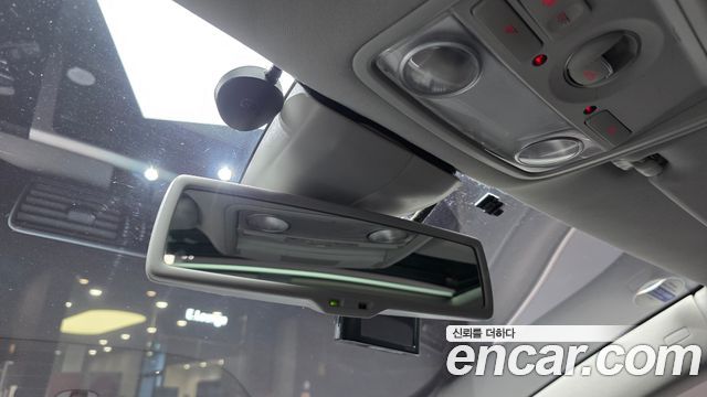 Volkswagen CC 2012 — photo 27