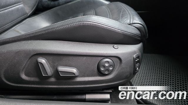 Volkswagen CC 2012 — photo 29