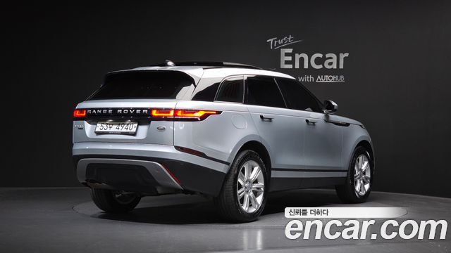 Land Rover Range Rover Velar 2018 — photo 2