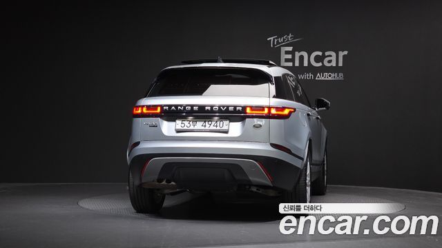Land Rover Range Rover Velar 2018 — photo 4