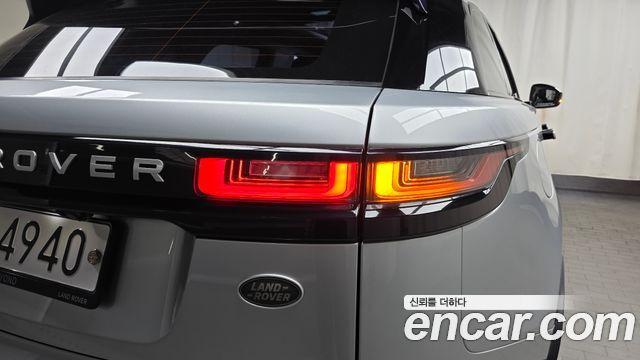Land Rover Range Rover Velar 2018 — photo 9