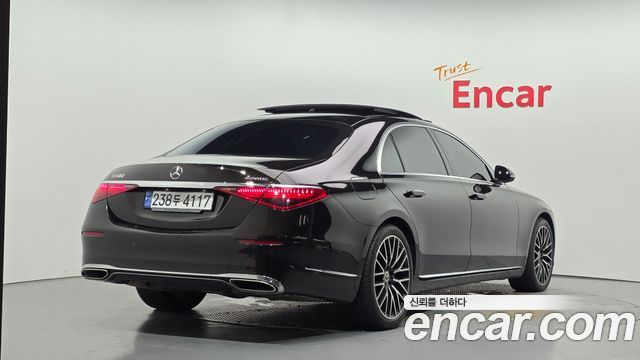 Mercedes-Benz S-Class 2022 — photo 2