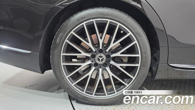 Mercedes-Benz S-Class 2022 — photo 5