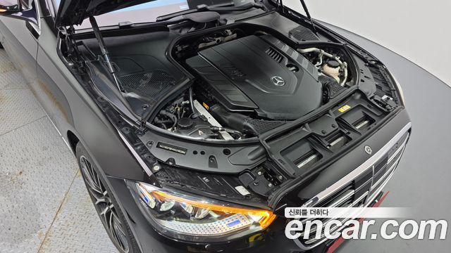 Mercedes-Benz S-Class 2022 — photo 6