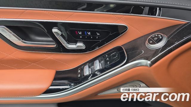 Mercedes-Benz S-Class 2022 — photo 19
