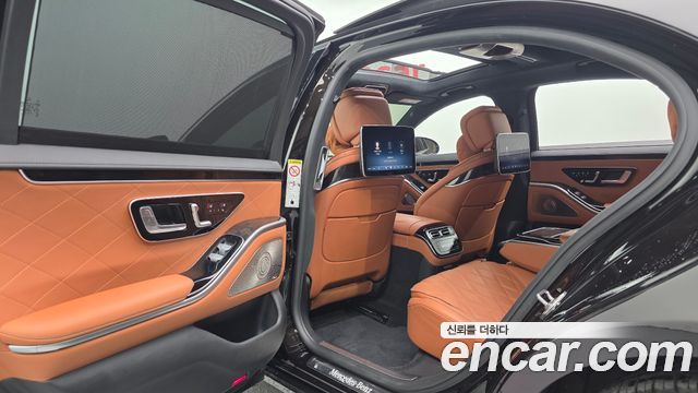 Mercedes-Benz S-Class 2022 — photo 30