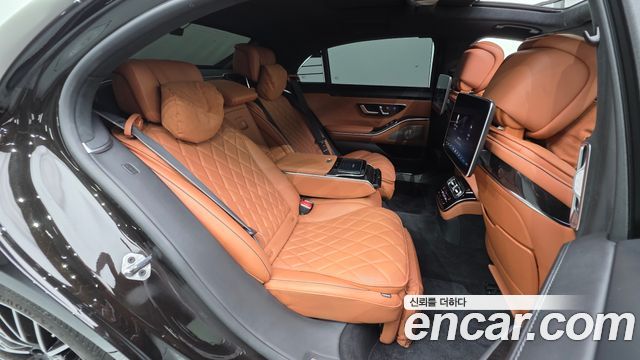 Mercedes-Benz S-Class 2022 — photo 33