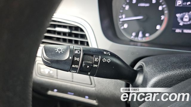 Hyundai Sonata 2016 — photo 26