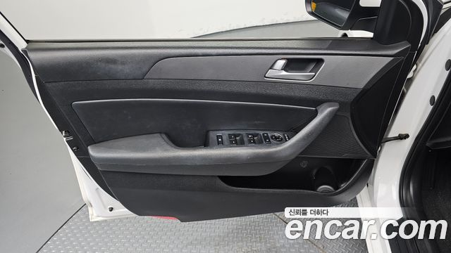 Hyundai Sonata 2016 — photo 14