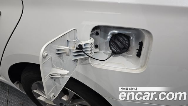 Hyundai Sonata 2016 — photo 27