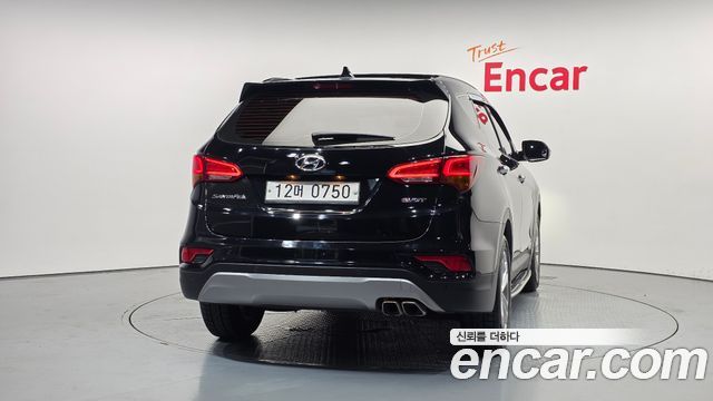 Hyundai Santafe 2016 — photo 4