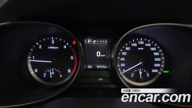 Hyundai Santafe 2016 — photo 11